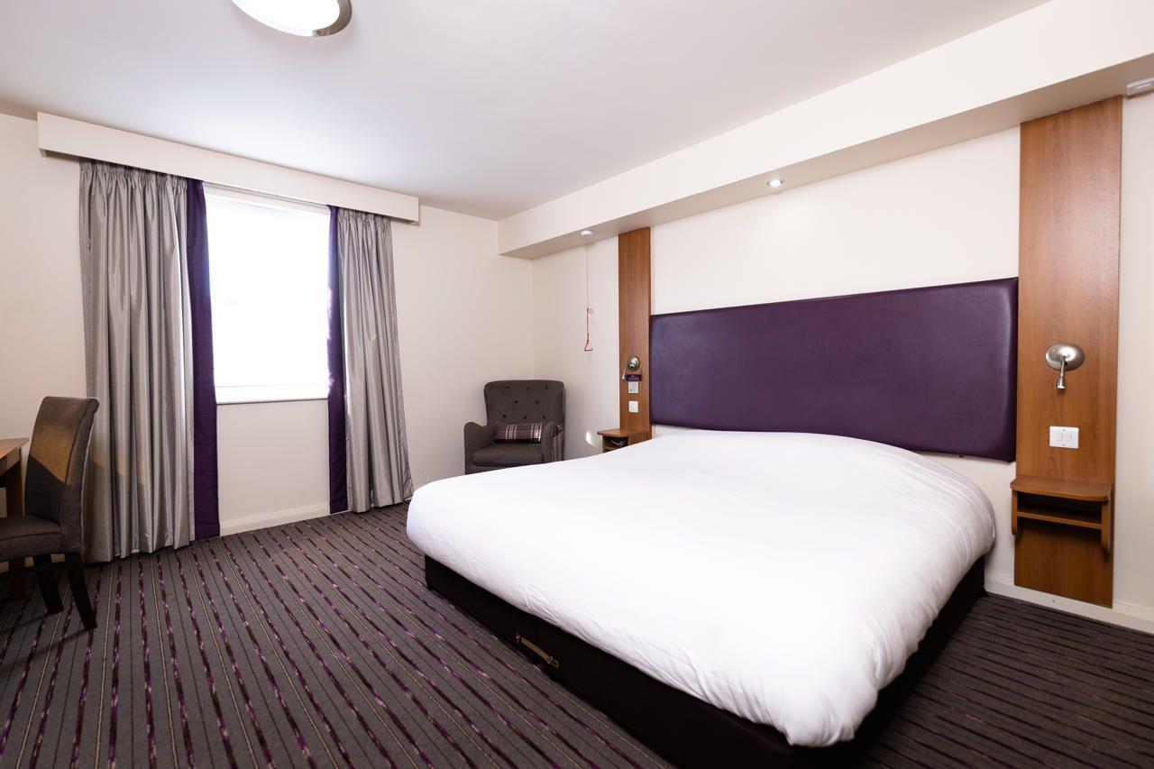Ibis Coleraine Riverside Bagian luar foto