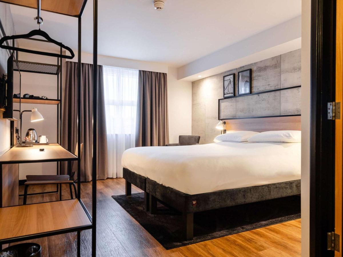 Ibis Coleraine Riverside Bagian luar foto