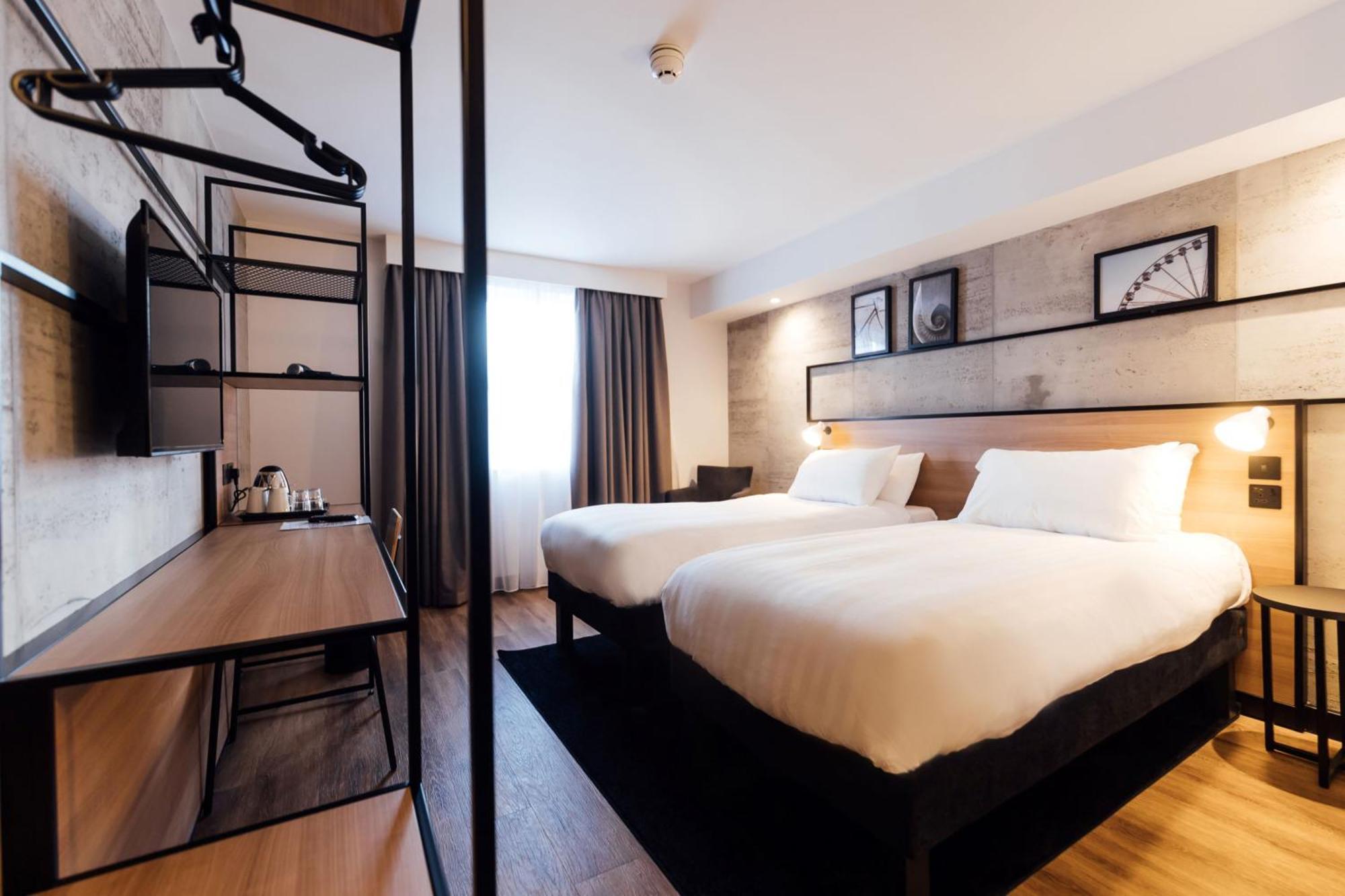 Ibis Coleraine Riverside Bagian luar foto
