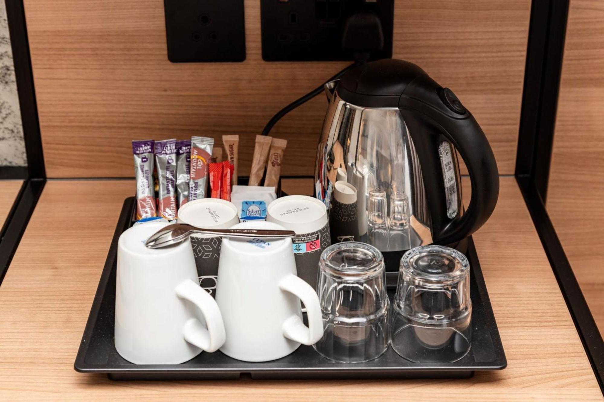 Ibis Coleraine Riverside Bagian luar foto