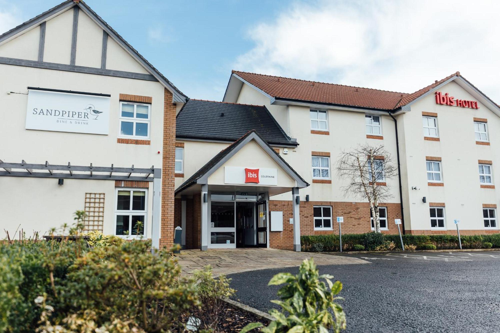 Ibis Coleraine Riverside Bagian luar foto